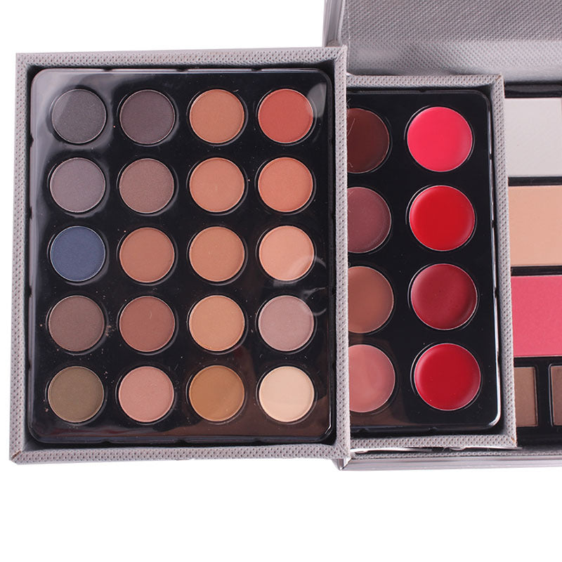 Professional Makeup Case with 94 Eyeshadows – view 9
