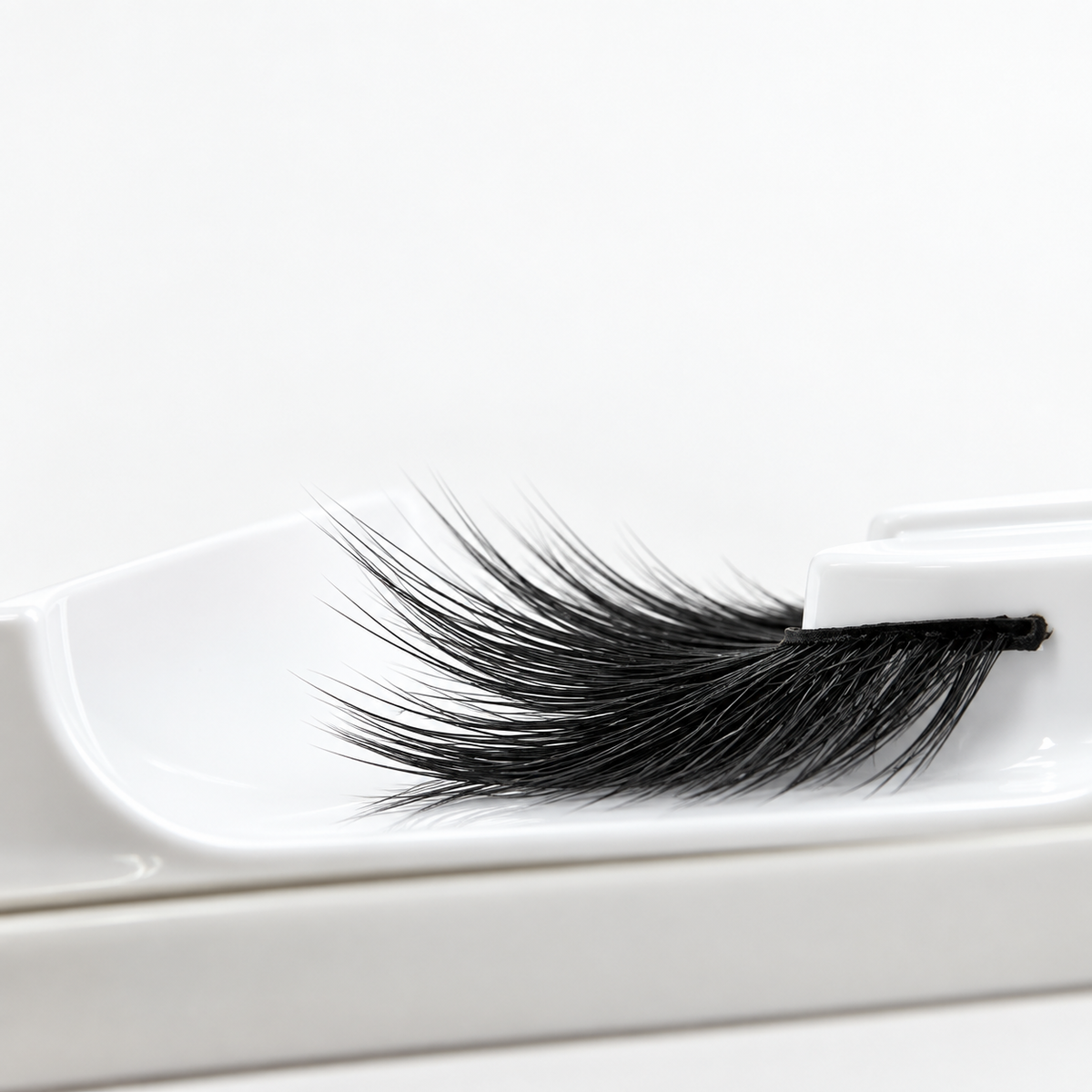 Foxy Fauxmink Eye Lashes Model Z4 – Full & Flared